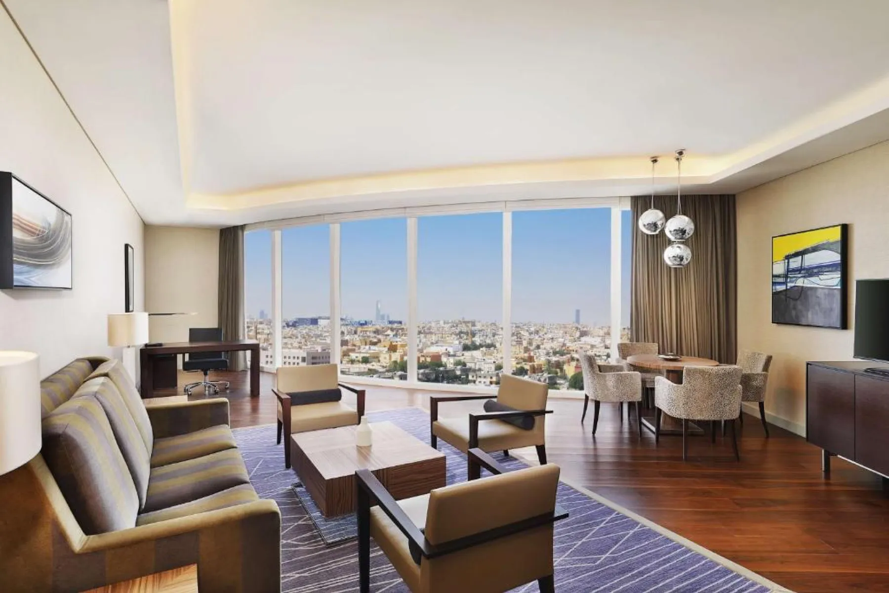 Hilton Hotel & Residences, Riyadh — 8