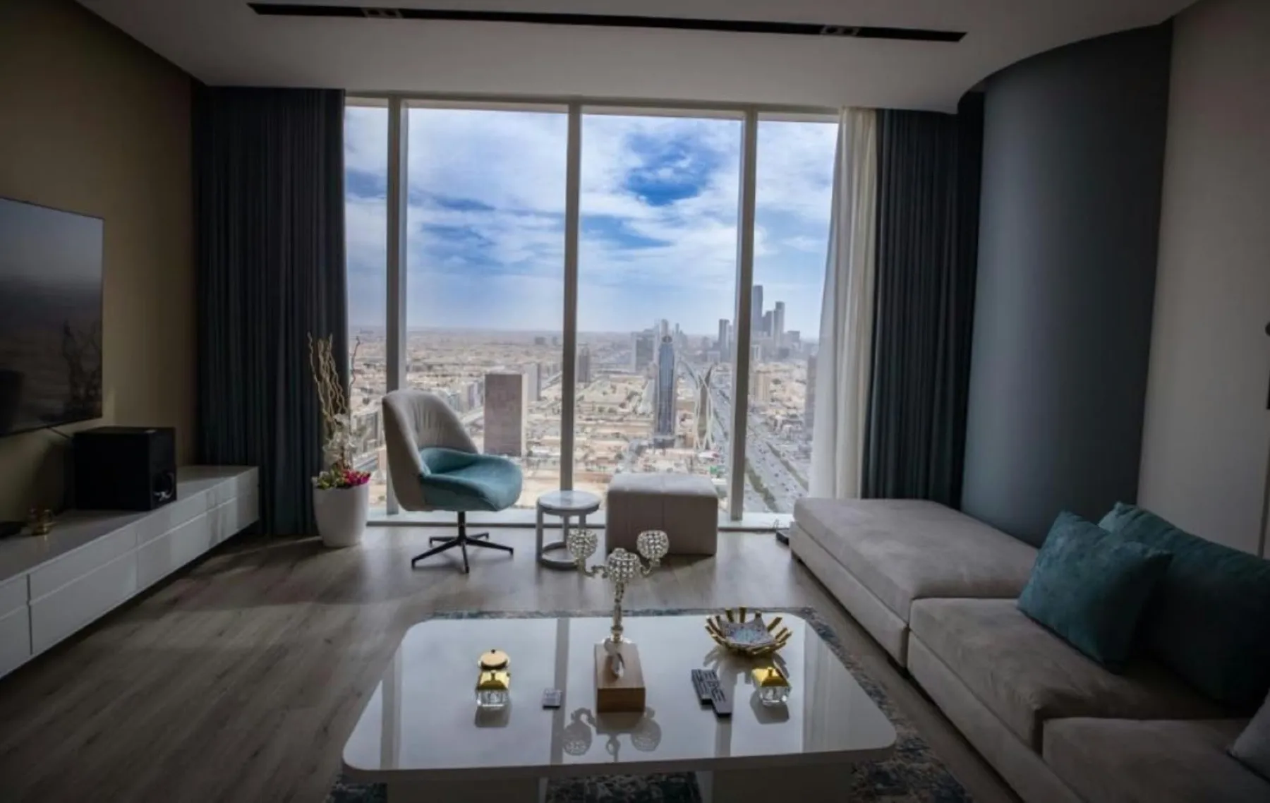 Rafal Tower — Residential Floor, Riyadh — 5