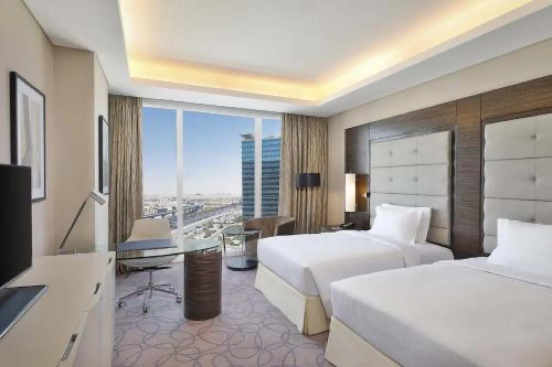 Hilton Hotel & Residences, Riyadh — 12